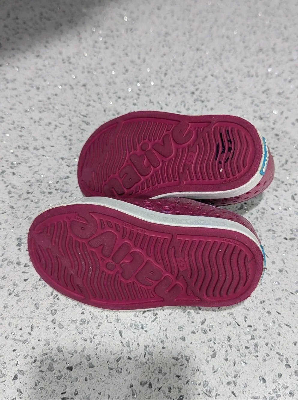 Native Kids Youth Navy Blue White Slipon Water Shoe Sneaker Breathable Size 3